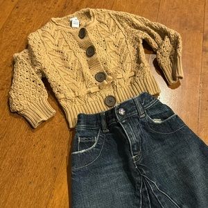 Baby Gap 12-18 months adorable girl Jean skirt & cardigan sweater set *perfect*